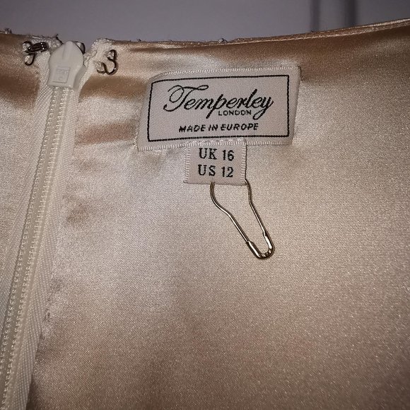 TEMPERLEY LONDON POPPY PRINT DRESS - Picture 8 of 9